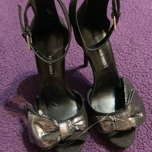 Size 7m Nine West pumps